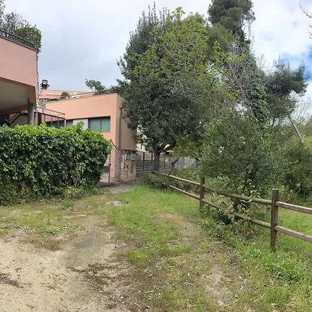 Lägenhet Parco Dei Pini